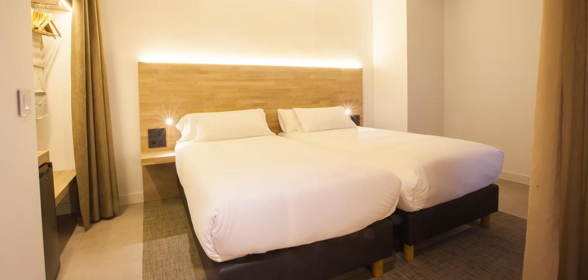 Hotel A Pamplona Room photo